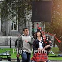 A dance scene is filmed on the set of the movie 'Ek Tha Tiger' | Picture 99902